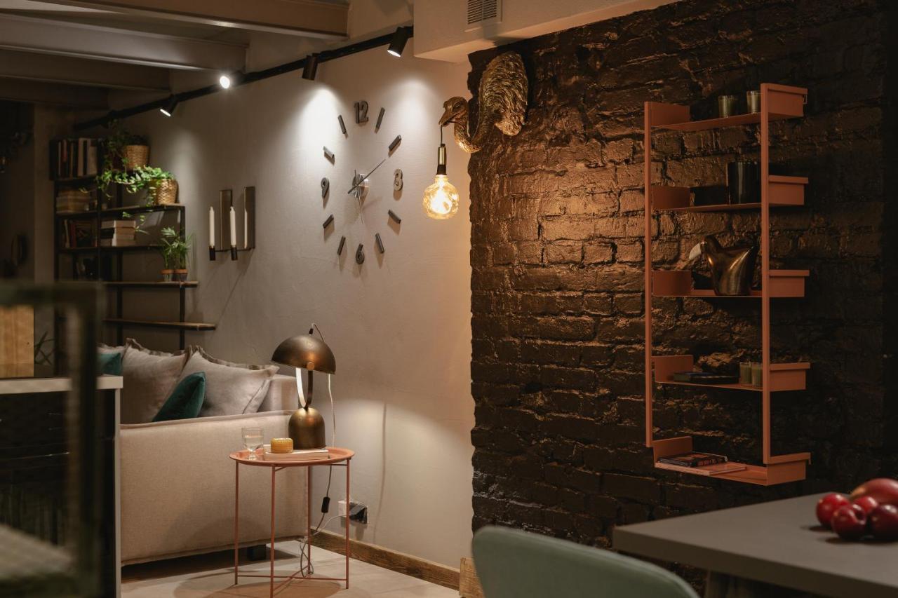 City Garage Apartment - Lwowska 9 Варшава Екстериор снимка