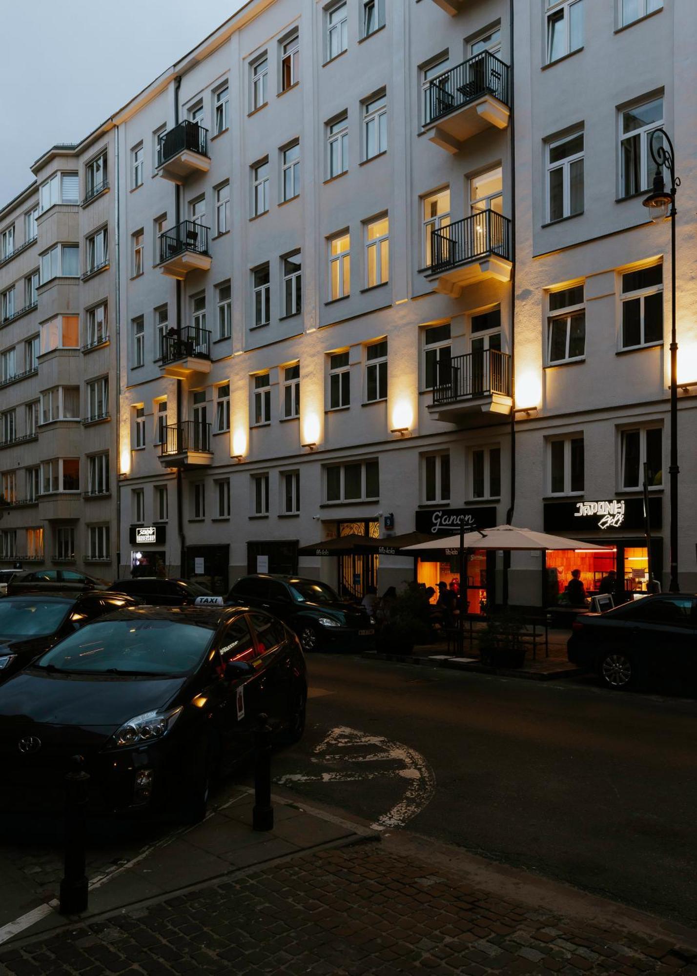 City Garage Apartment - Lwowska 9 Варшава Екстериор снимка